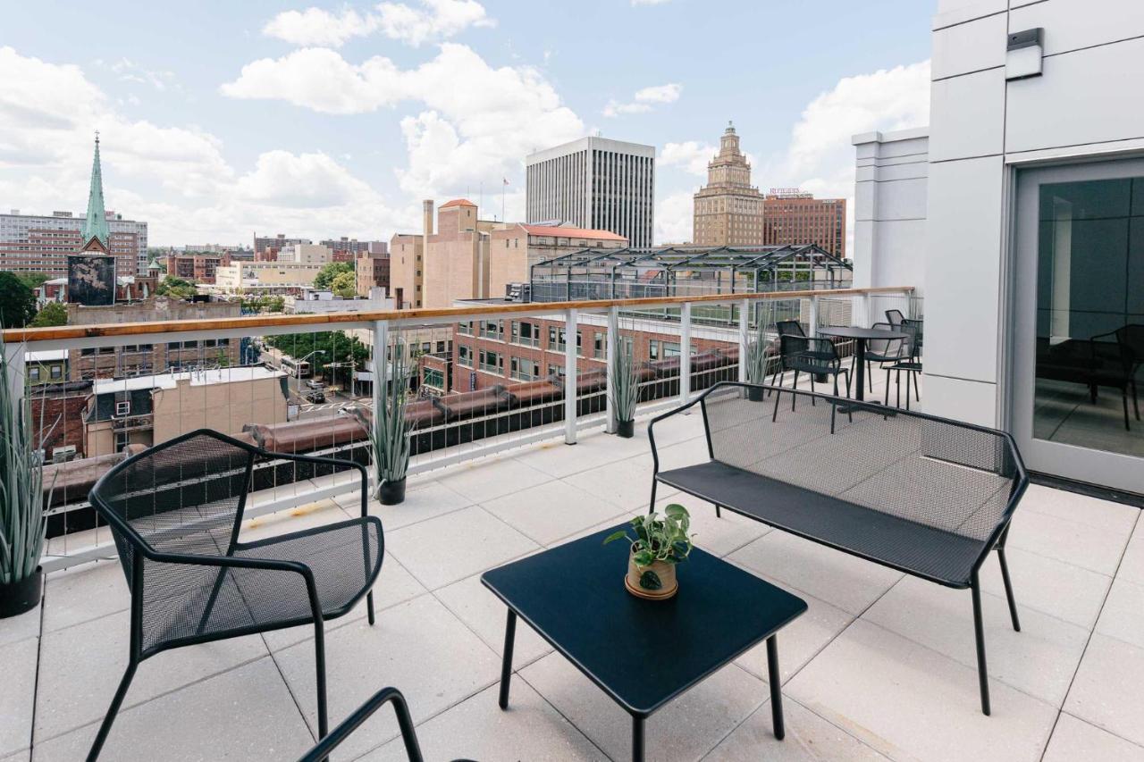 Kislak 405 Luxurious 1Br Retreat Above The City Newark Exterior photo